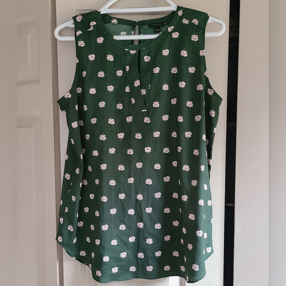 Ann Taylor Elegant Green Summer Sleeveless Top